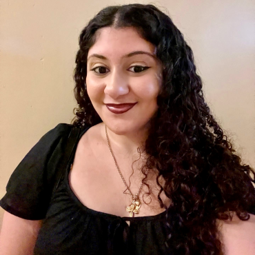 Headshot of Emily Zakkak
