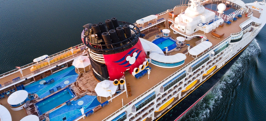 Disney Cruise Vs. Disney World: Advice From A Travel Expert