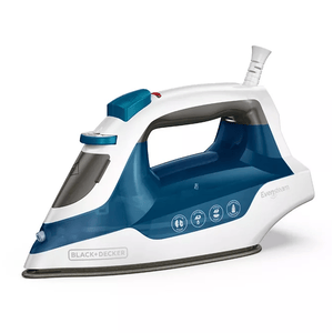 Black & Decker Steam Iron $15 at Brad's Deals