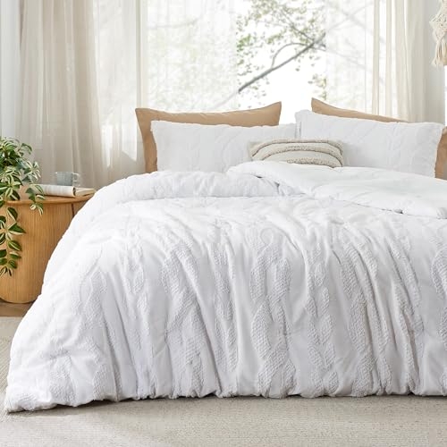 Queen Tufted Comforter Set 30 at Brad's Deals
