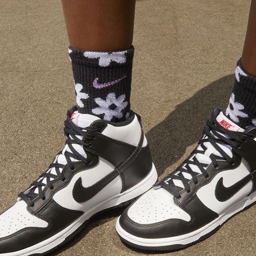 panda-dunk.jpg?width=868&