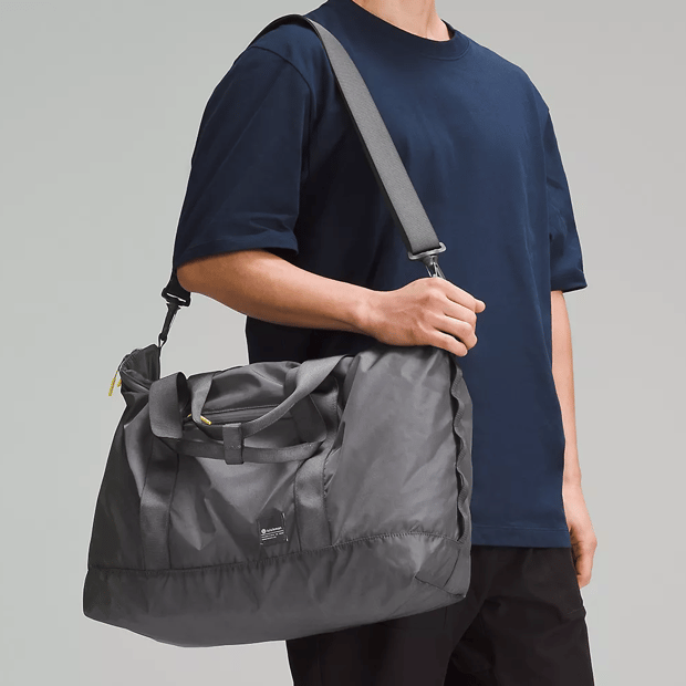 lululemon packable tote bag Large Reusable Carryall Gym (Black) : Clothing, Shoes & Jewelry Comes with button on top for closure of the bag Lululemon Lululemon + Packable Tote Bag