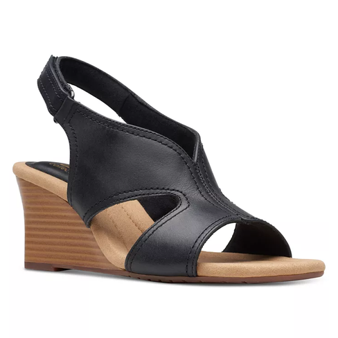 Up to 50 Off 25 Off Clarks Shoes at Brad s Deals