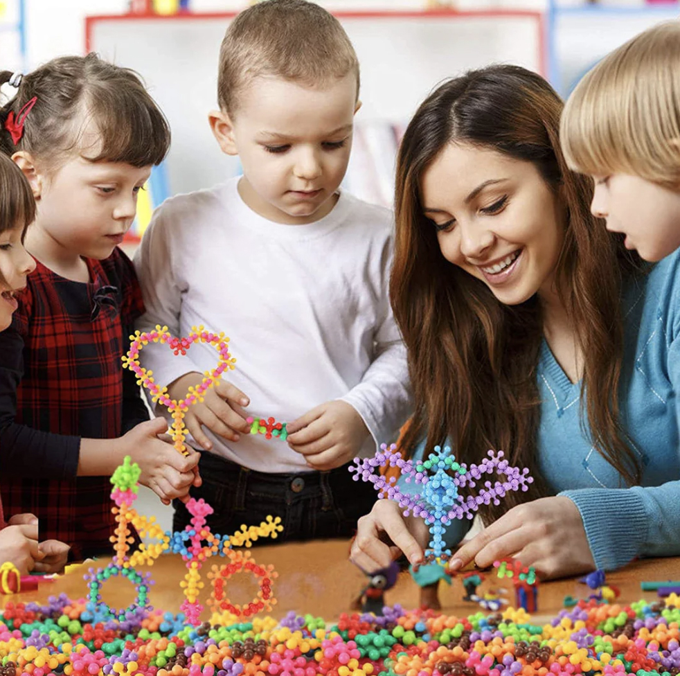 200pc Building Blocks $10 Shipped at Brad's Deals