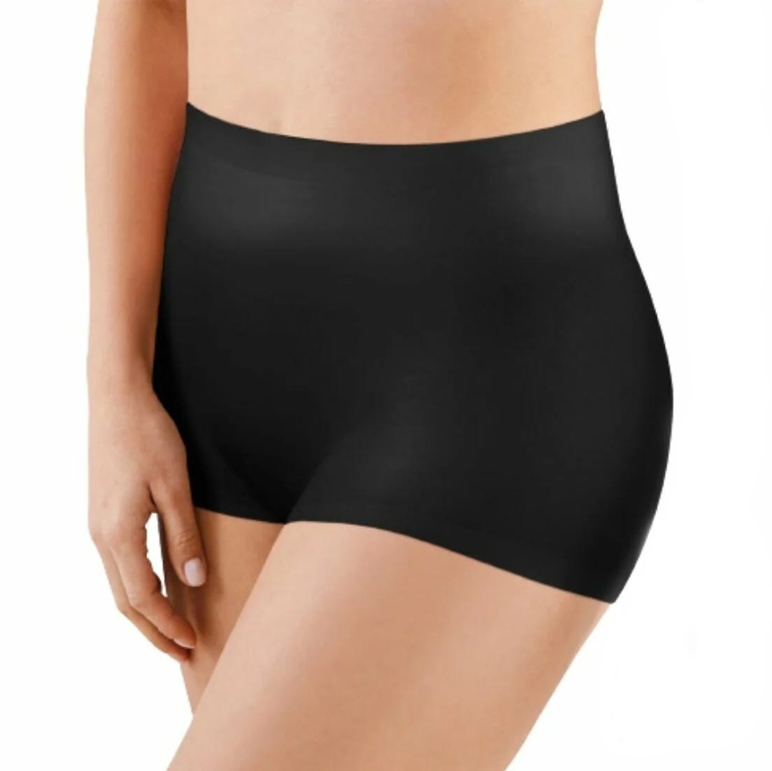 High-waisted black seamless shorts designed for a smooth silhouette.