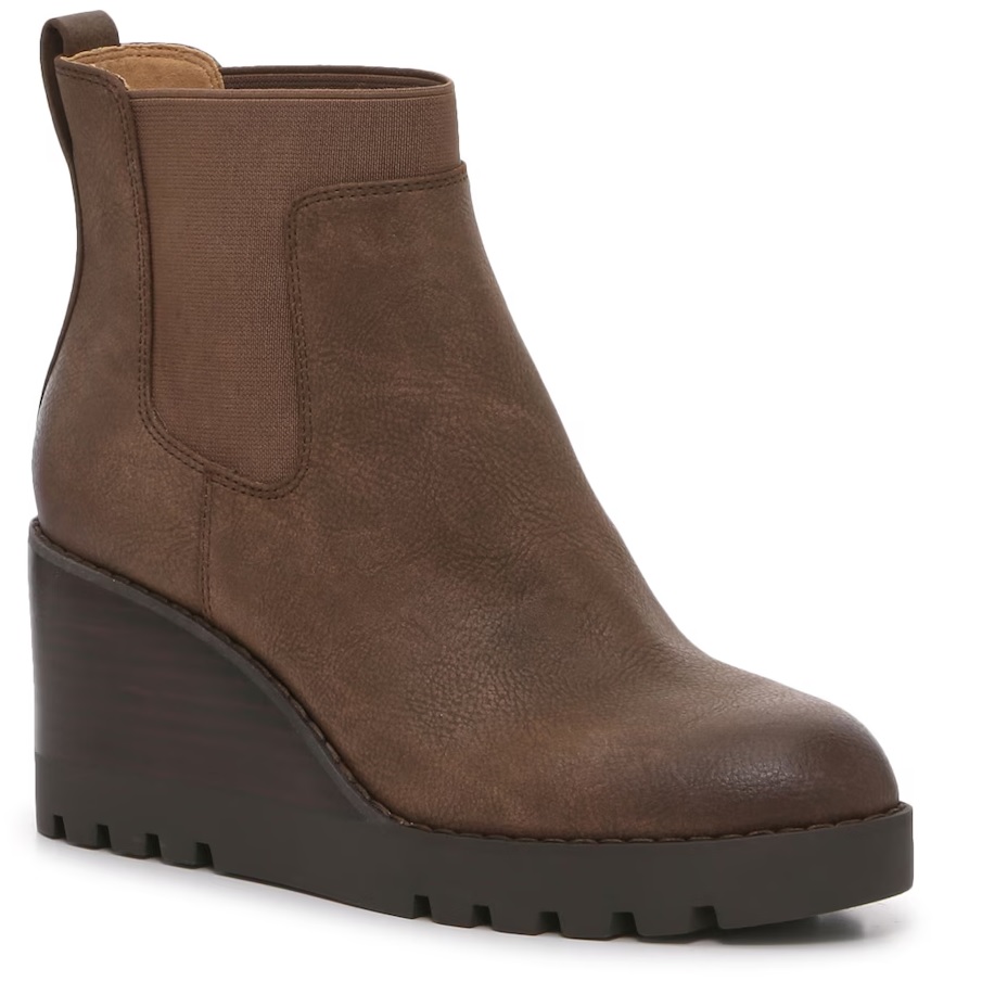 Up to 75 Off + 25 Off Boots at Brad's Deals