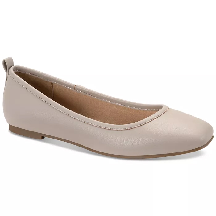 Macy's 4070 Off Women's Footwear at Brad's Deals