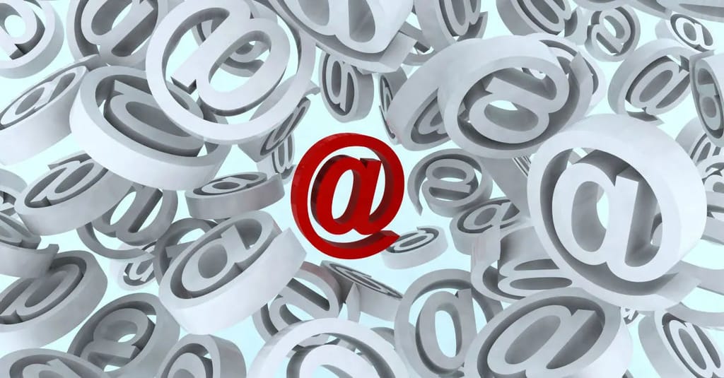 Phishing goes KISS: Don’t let plain and simple messages catch you out! Phishing goes KISS: Don’t let plain and simple messages catch you out!