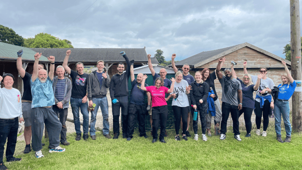 A group of Sophos employees volunteering A group of Sophos employees volunteering