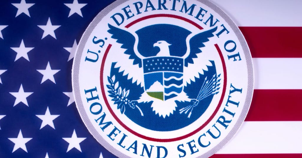 shutterstock_1051372523-compressor shutterstock_1051372523-compressor