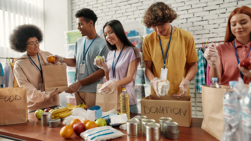 Sophos Gives Back Sophos Gives Back