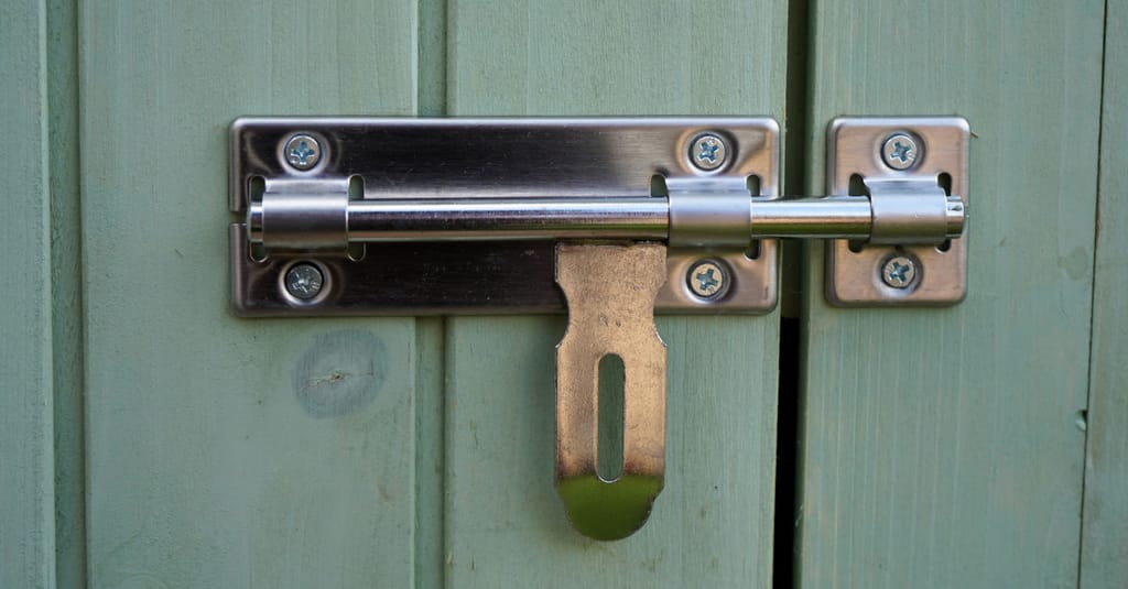 DEADBOLT ransomware rears its head again, attacks QNAP devices DEADBOLT ransomware rears its head again, attacks QNAP devices