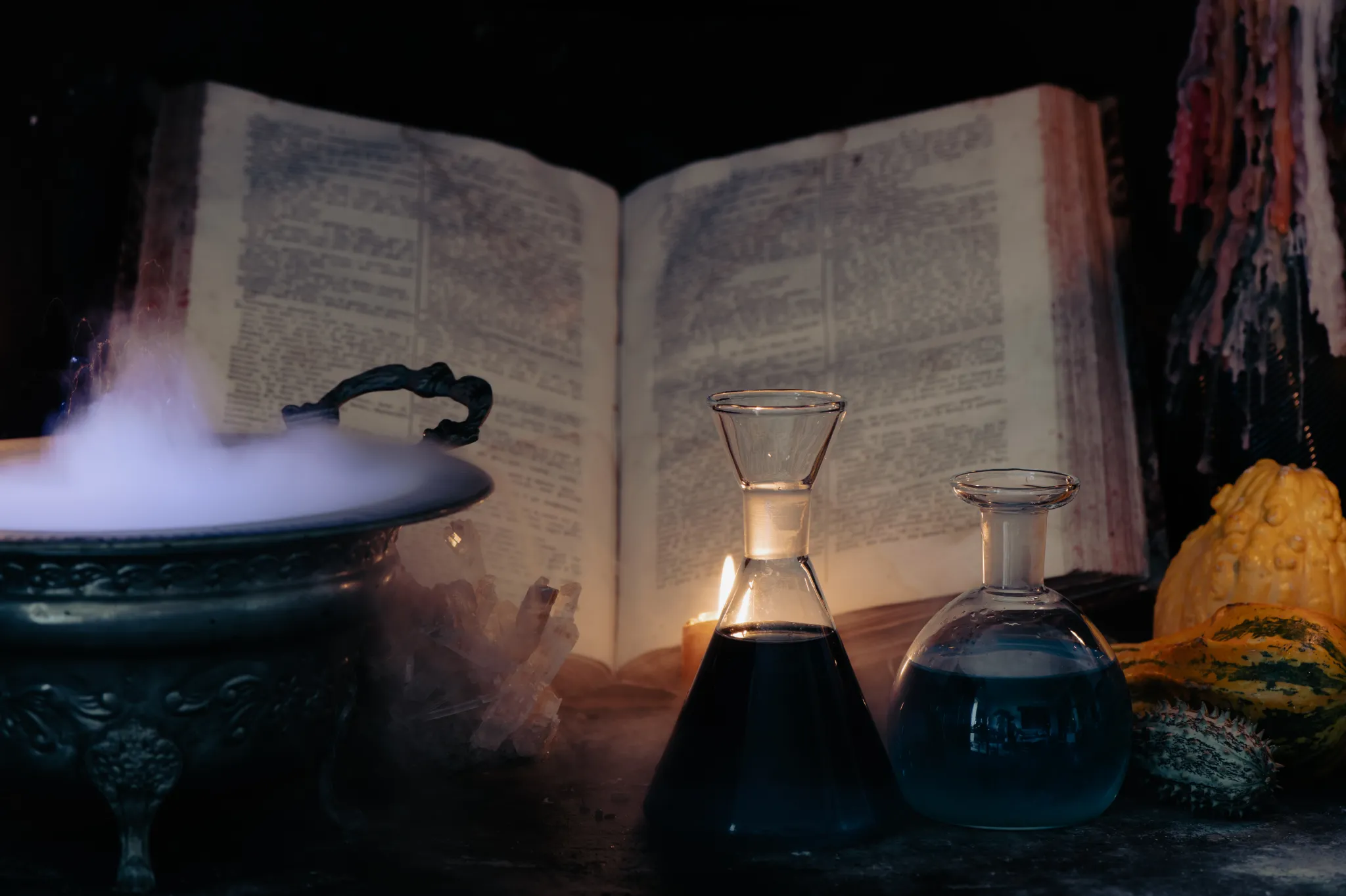 GOLD SALEM tradecraft for deploying Warlock ransomware