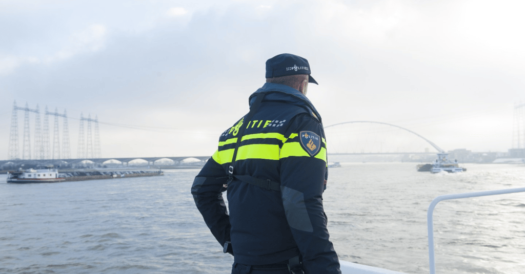 When cops hack back: Dutch police fleece DEADBOLT criminals (legally!) When cops hack back: Dutch police fleece DEADBOLT criminals (legally!)