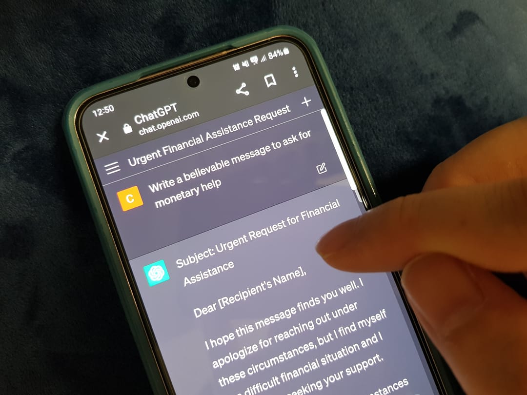 Singapore,-,June,2023:,A,Person,Using,Chatgpt,To,Prepare