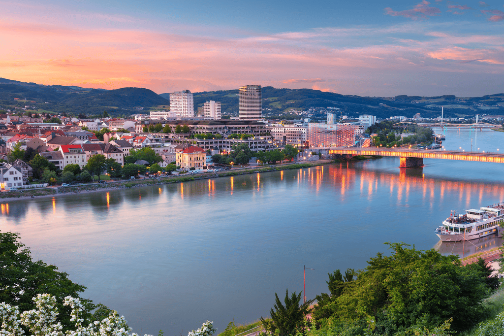 Company Contact: Europe - Austria Company Contact: Europe - Austria