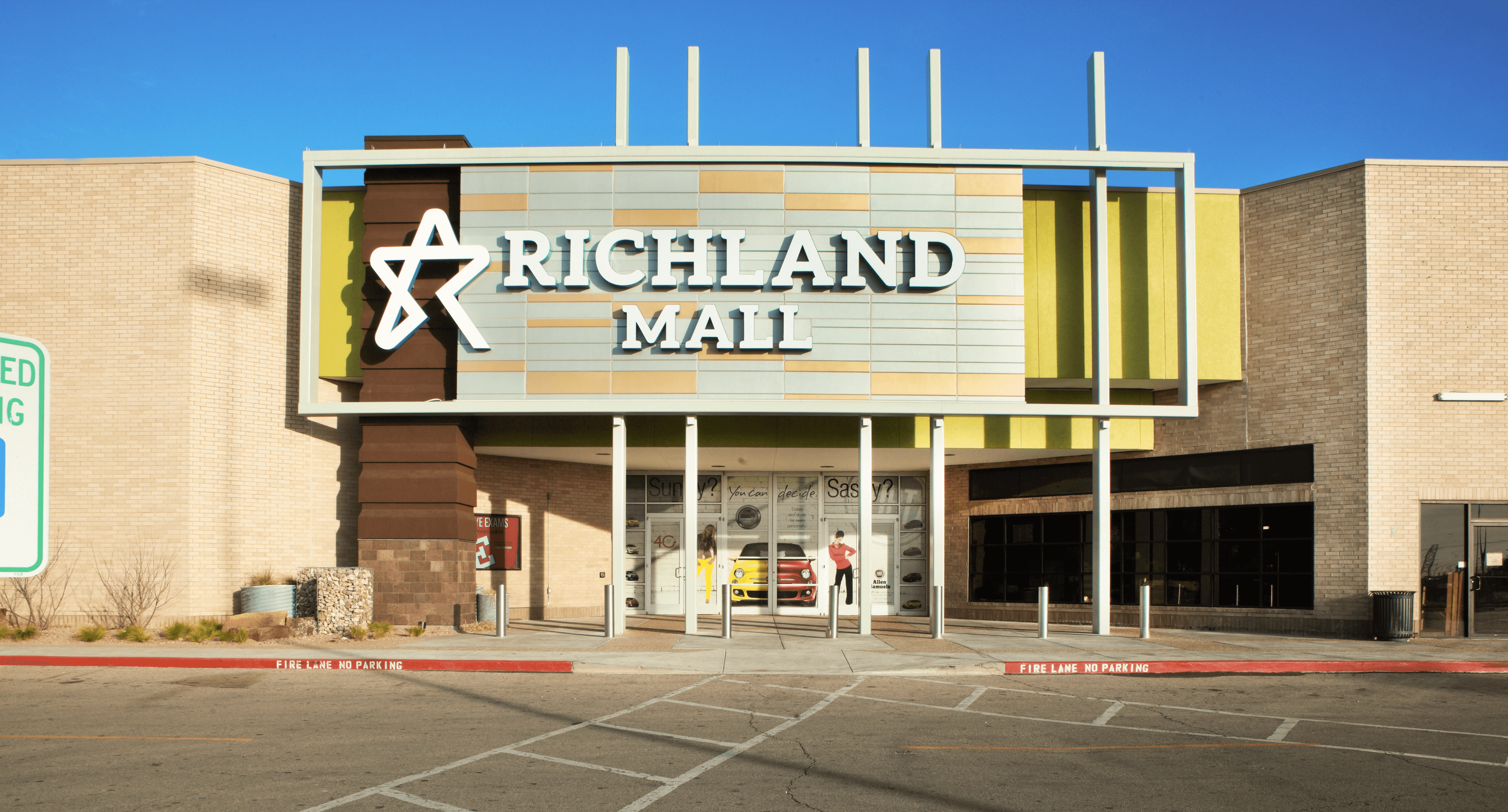 mientras en lugar testigo Richland Mall | CBL Properties