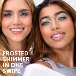 CG_SP25_LashBlastCleantopia_Holiday_model_1-1280x1280.jpg