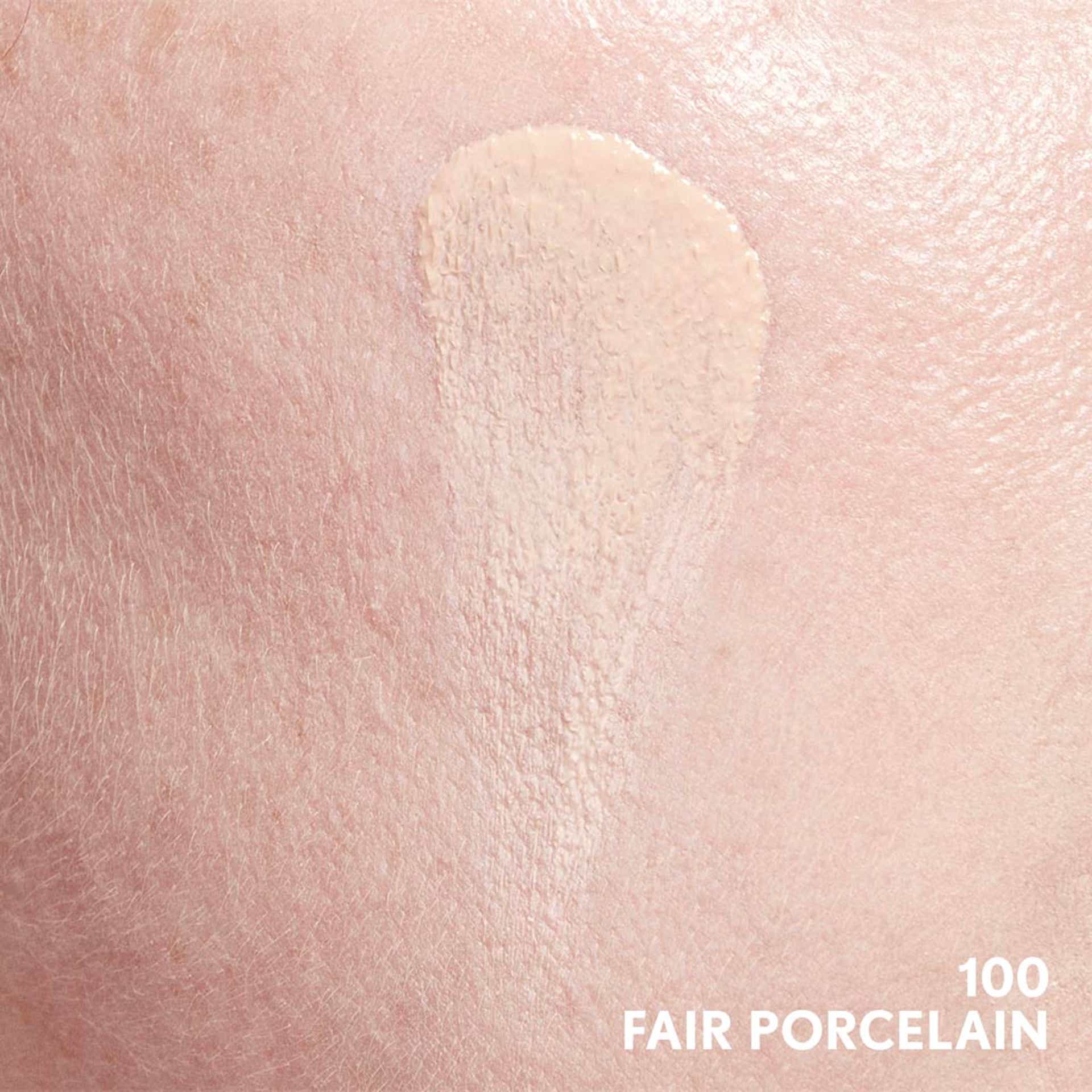 Clean Invisible Foundation Swatch