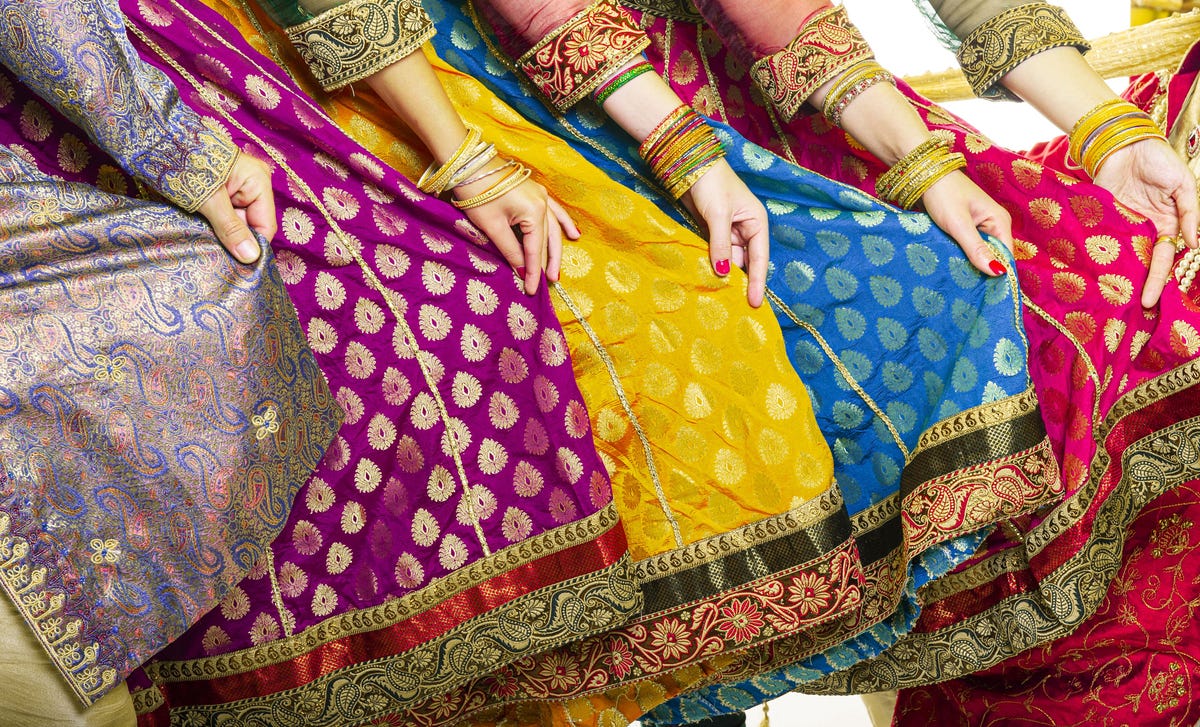 Mujeres con faldas hindi