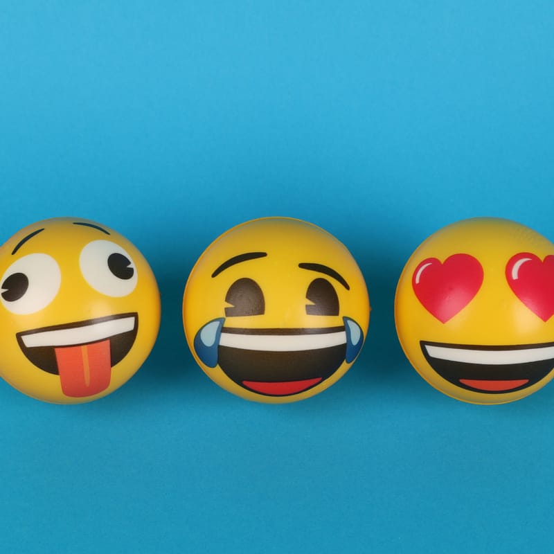 Caritas para representar los principales emojis y su significado.