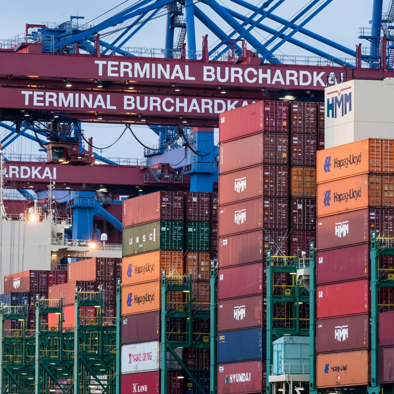 Imagen que representa el comercio internacional actual.