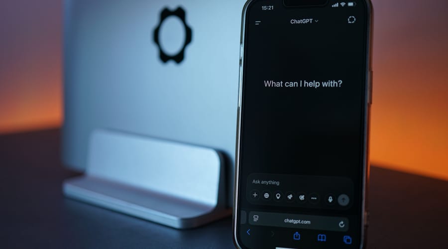 Teléfono con el chat de voz activado para practicar idiomas.