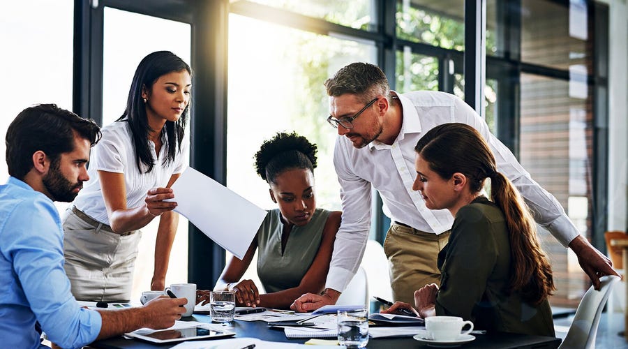 Grupo de personas interculturalidad en los negocios