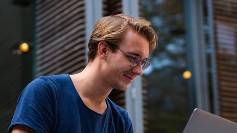 Estudiante cursos de ingles en Santiago