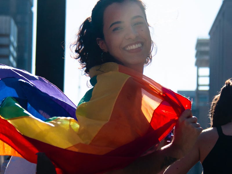 Mujer el pride y las marchas lgbt