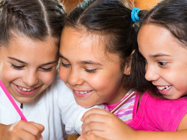 Niños aprendiendo alemán para niños y adolescentes