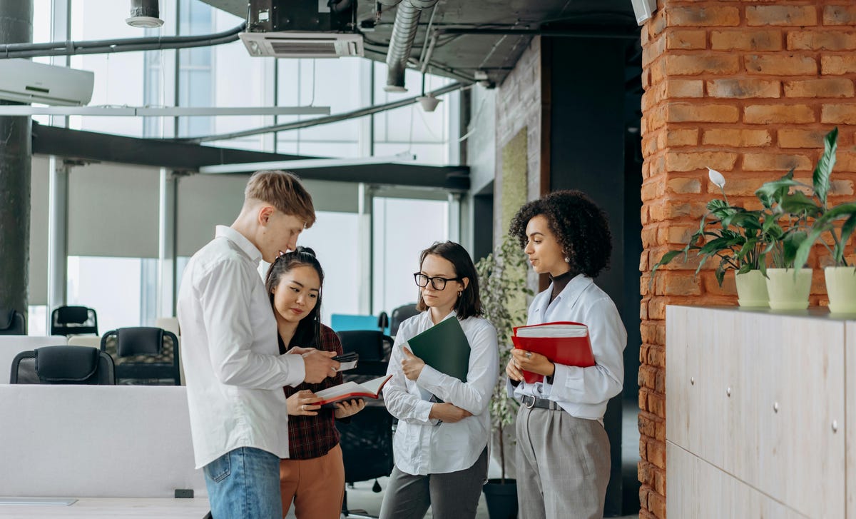 Estudia inglés en Canadá o Australia.
