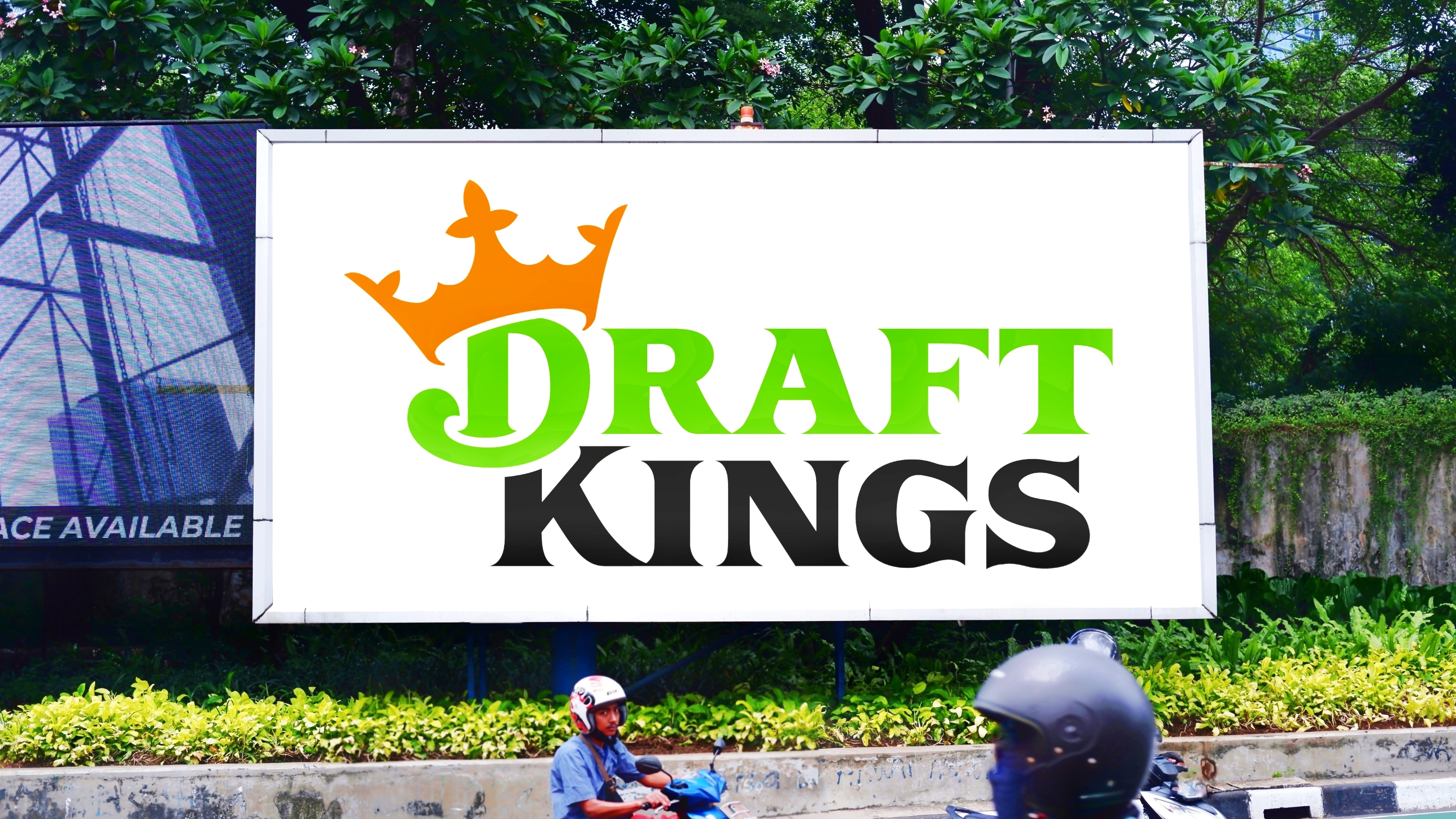 DraftKings Stock (DKNG) Q4 Earnings Preview: What To Expect? | Tastylive