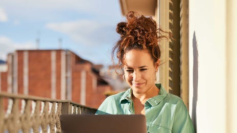 Clases particulares de idiomas online.