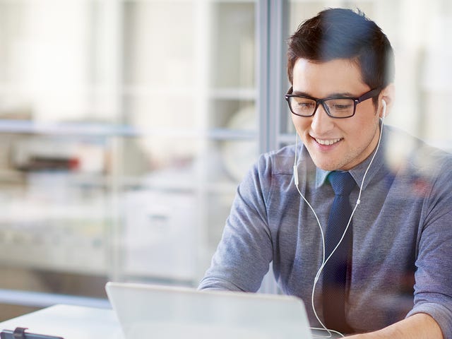 Cuando estés listo para practicar lo que has aprendido, reserva una sesión de coaching individual en directo con un instructor Berlitz.