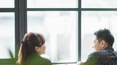 Una pareja teniendo una cita.