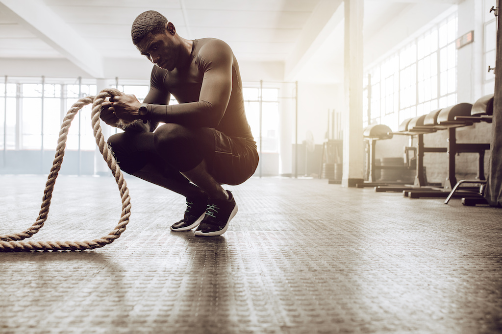 Les-exercices-de-base-du-Crossfit.jpeg