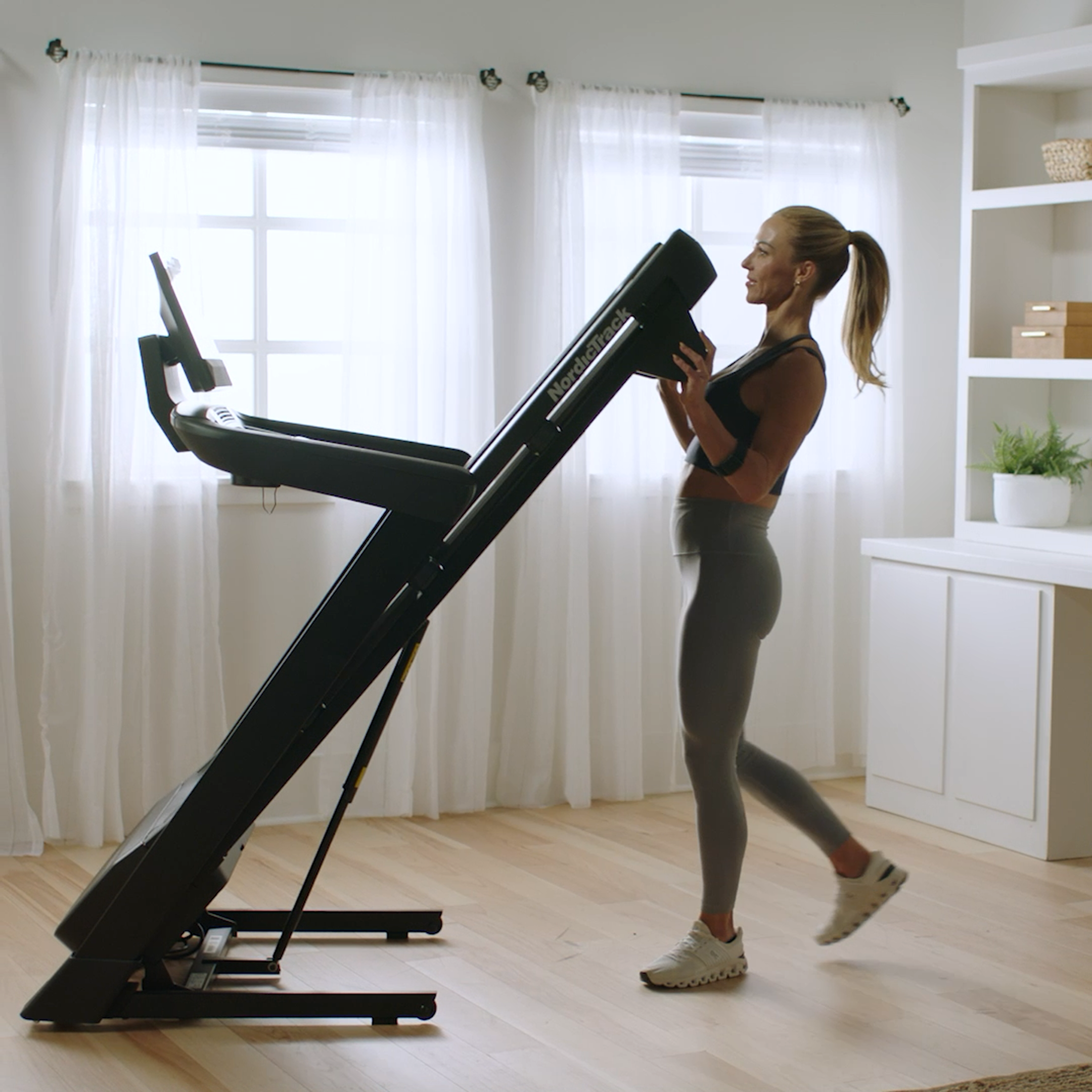 T Series 10 Treadmill - NordicTrack