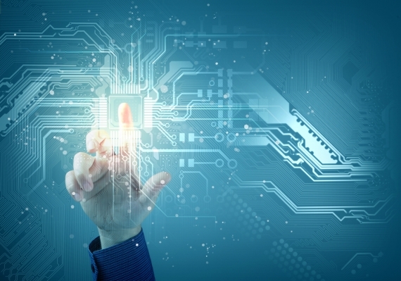 Ecommerce Will Benefit from This Change to Consumer Spending