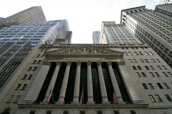 Largest Hedge Fund Says Market Has Lost Its Mind