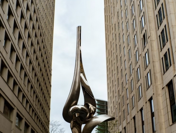 Wharton Says AI Is Rapidly Changing Advisors Practice