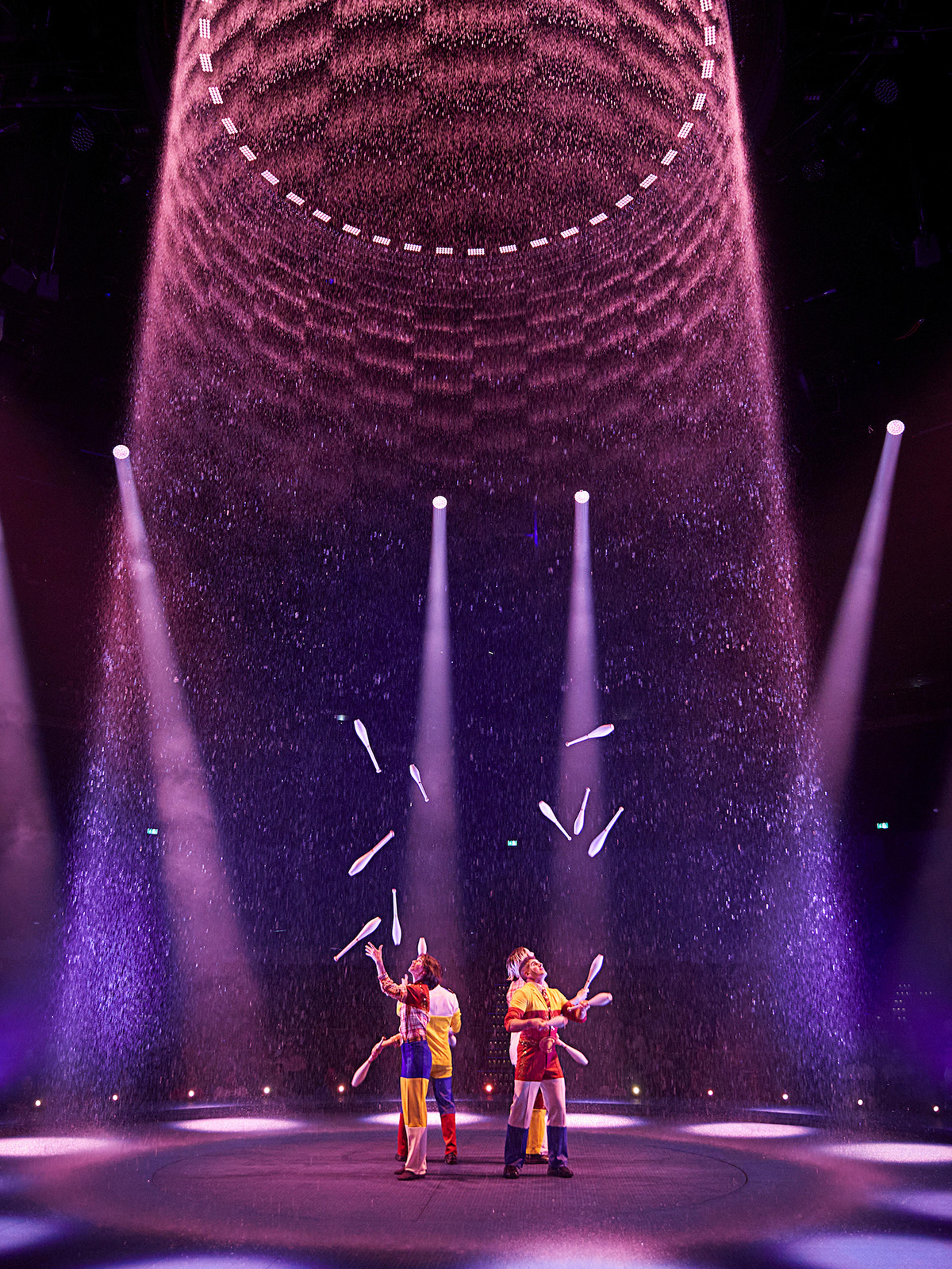 Espectáculo acuático inmersivo Cirque du Soleil LUDO en el teatro de VidantaWorld