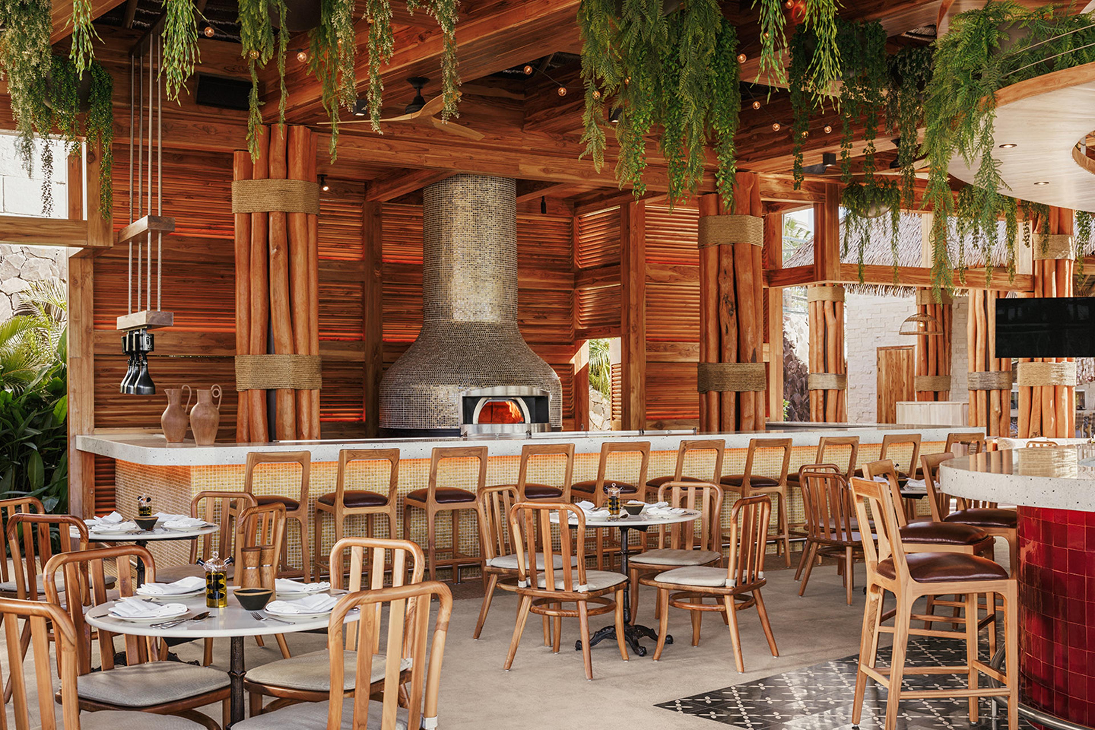 Platillos de alta cocina gourmet y coctelería de autor en los restaurantes de VidantaWorld