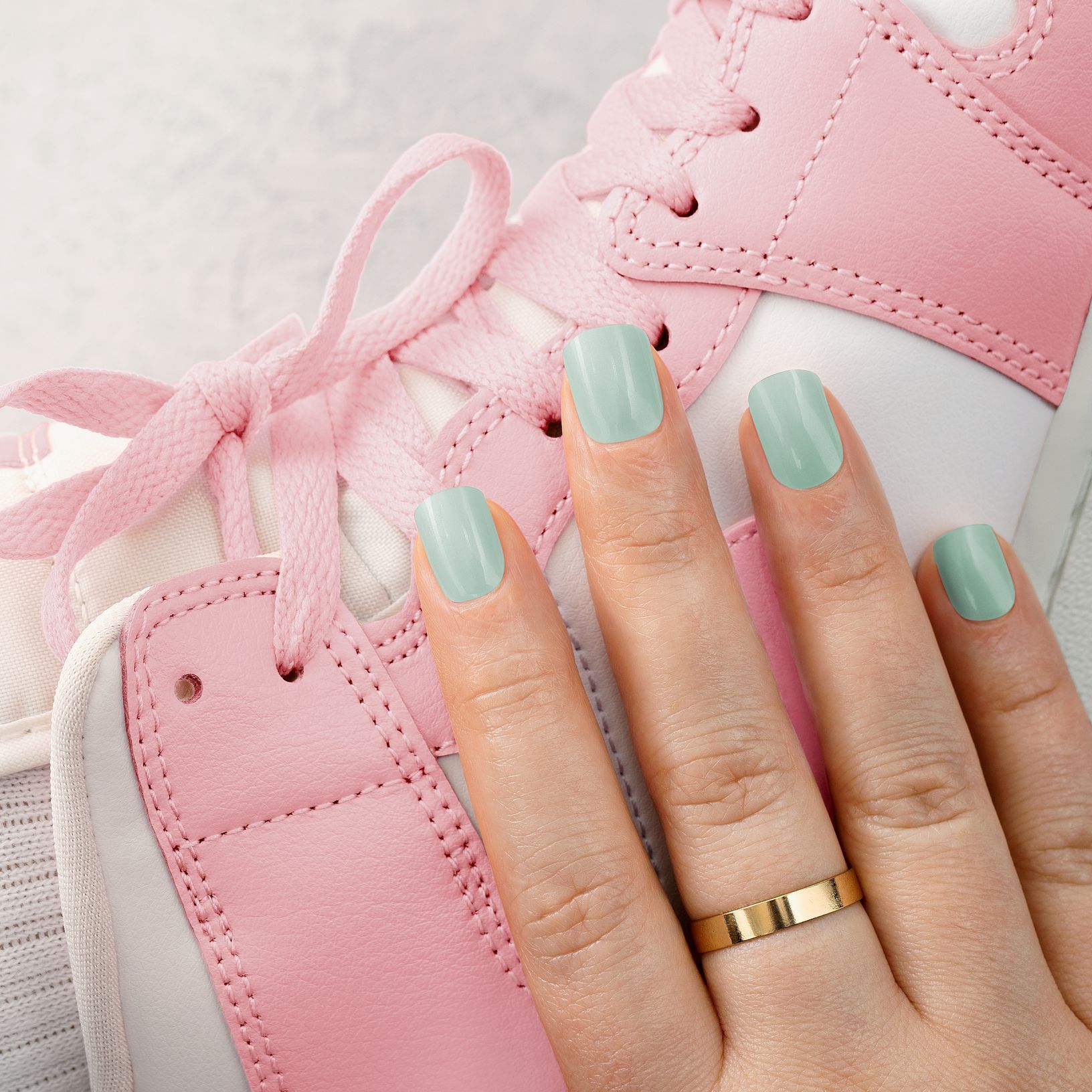 Salon Effects Perfect Press-On Nails - IN AMAZE-MINT​ - 99350230864 - 4 - Image 4 of 12