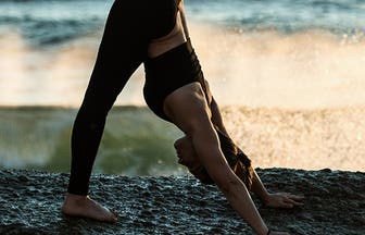 Header Yoga