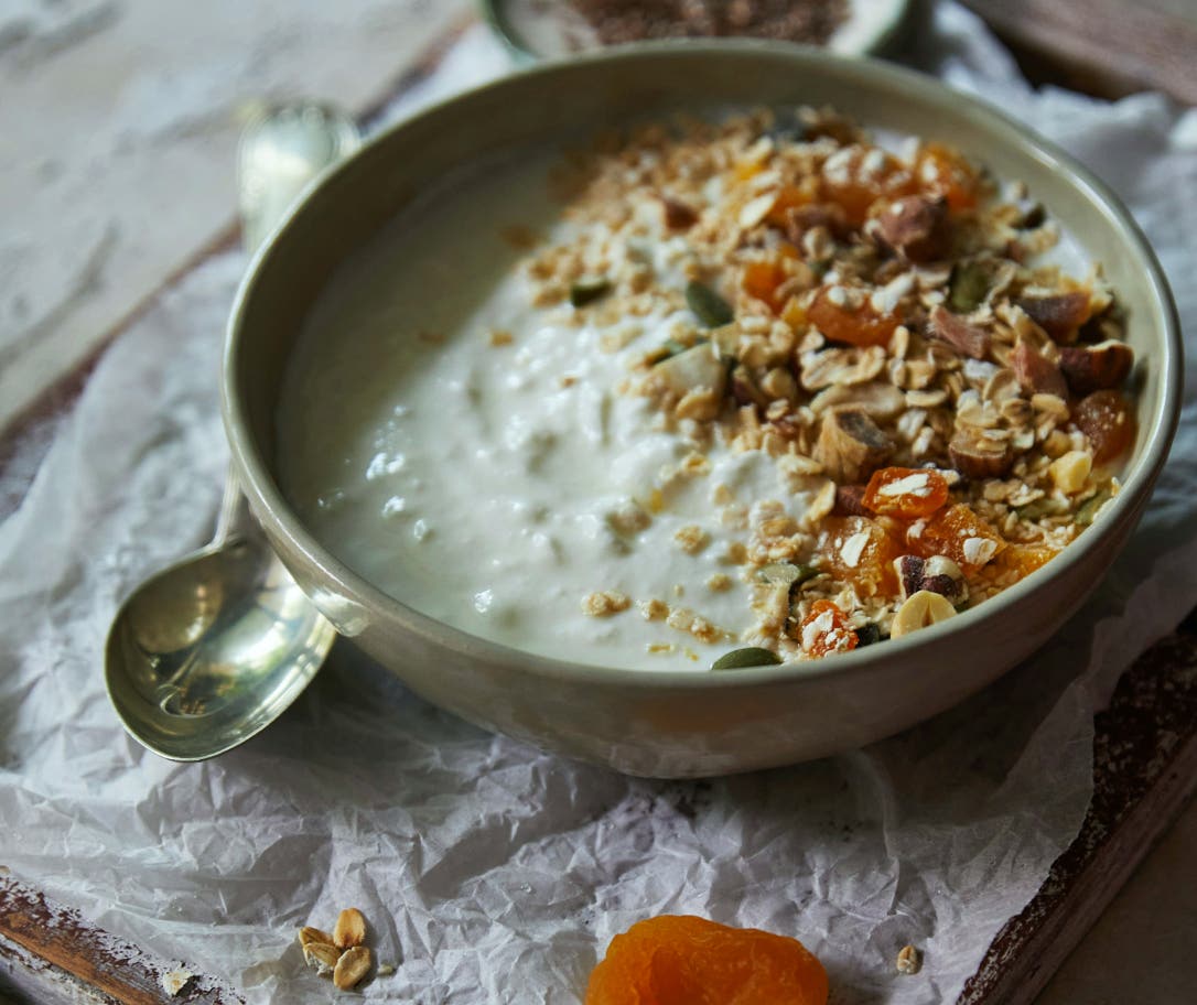 greek-yogurt-muesli-fresh-fruit.jpg