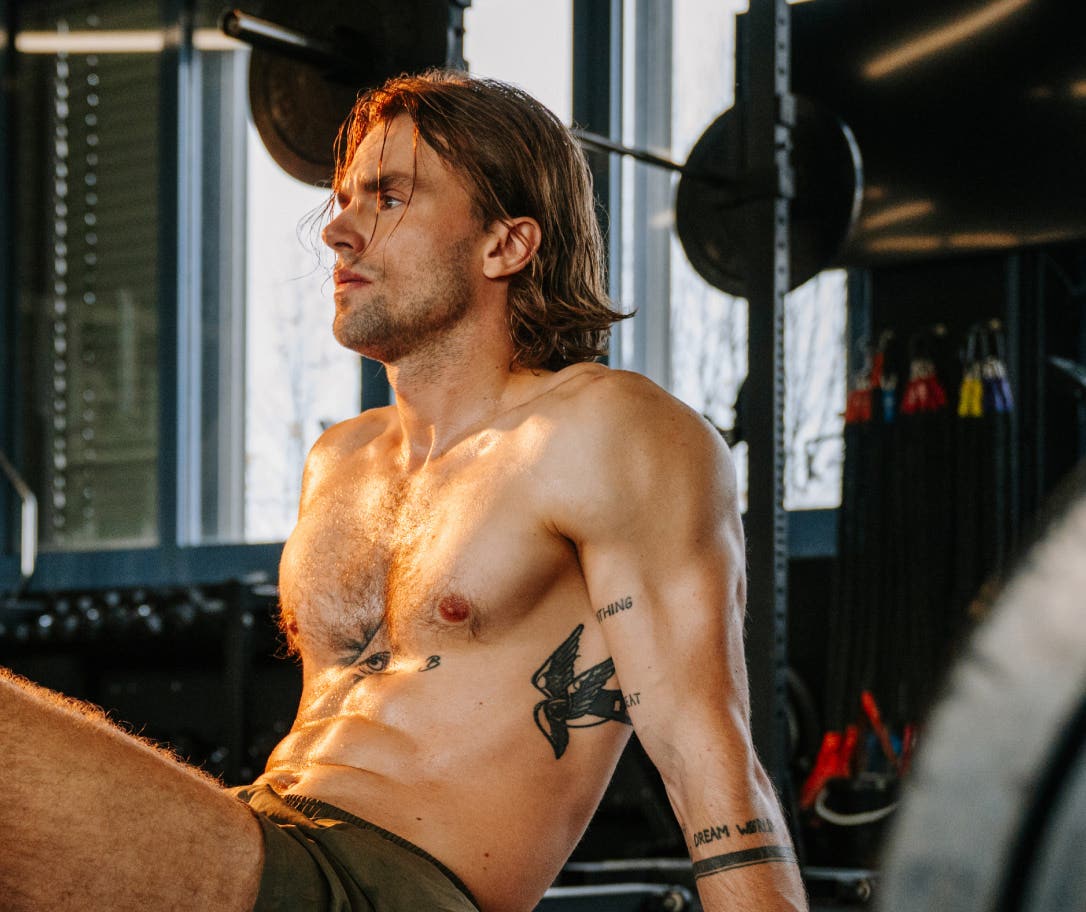 athlete-resting-gym-progress.jpg