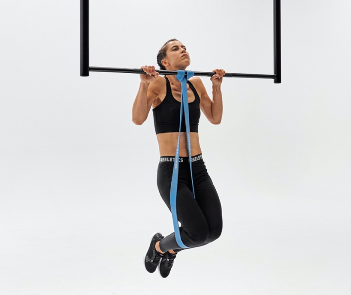 assisted-pull-ups-progressive-overload.jpg