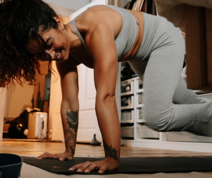 high-intensity-home-workout-mountain-climbers.jpg