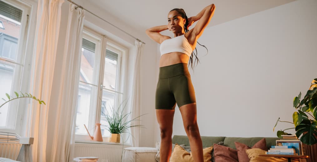 eating-before-workout-home-burpees.jpg
